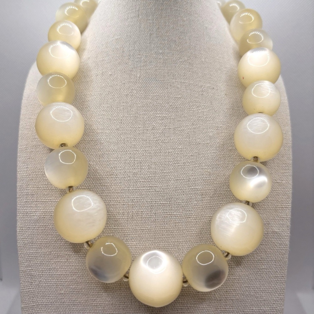 Vintage Joan Rivers Chunky Acrylic Lucite Moonglow Necklace Light Yellow 21"